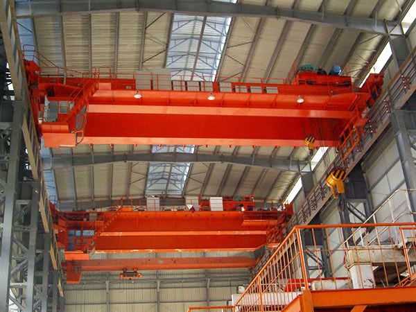 橋式起重機(jī)的安全使用注意事項