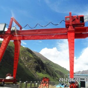 電動雙梁門式起重機(jī)